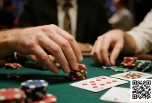 【EV扑克】遇到多条街施压怎么办？高手的防守反击逻辑-德州扑克迷