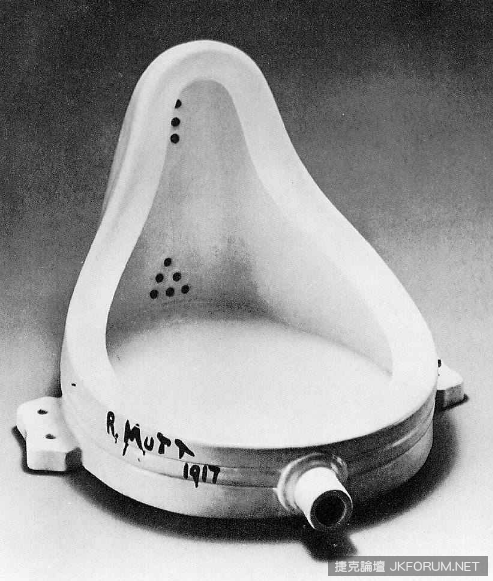 一名男子實驗將自己的眼鏡放在美術館地板 結果真的被當作藝術作品圍觀…