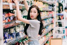 忍不住在賣場發展SOD！捕獲賣場野生妹子，超空靈眼神加一件短熱褲，完全擄獲我心….-德州扑克迷