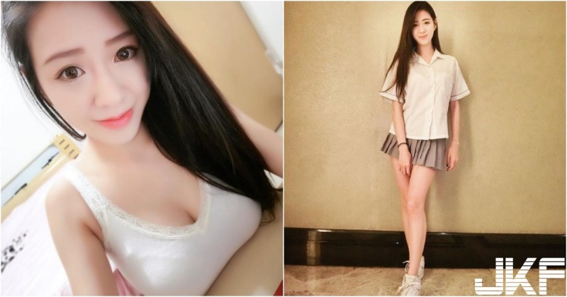 發育真好！「美乳學生妹」錢櫃出沒！超短制服裙露出「雪白大腿」好青春啊！