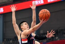 CBA焦点战前瞻：北京首钢vs广东宏远，防守与快攻的巅峰对决-德州扑克迷