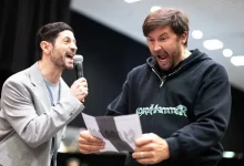 【EV扑克】人生赢家!Schiller在WSOP第四大赛事抽中100万美元神秘赏金,计划带家人游迪士尼-德州扑克迷