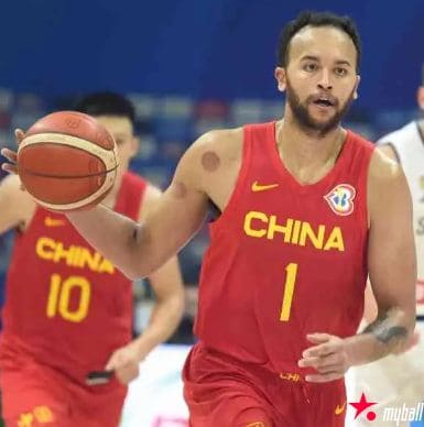 迈博体育 中国男篮归化争议再起：全华班惨败日本，亚洲对手靠归化赢球