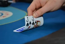 【EV扑克】这手JJ怎么打才能赢更多？一手牌详解如何选择下注尺度-德州扑克迷