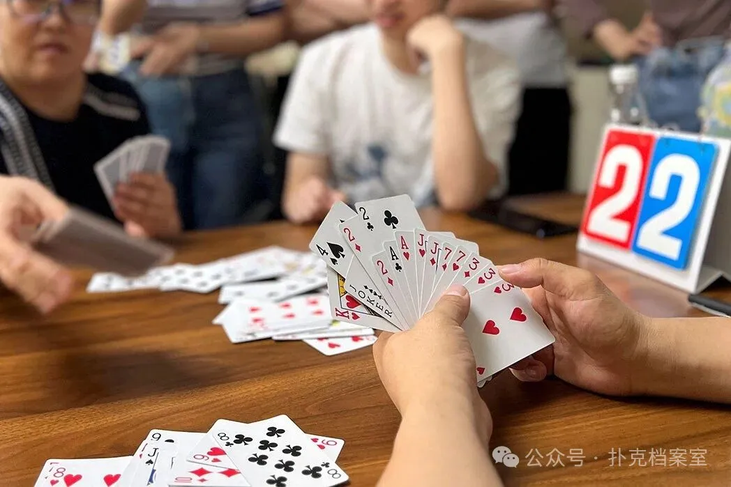 【EV扑克】从“饭前不掼蛋，等于没吃饭”到1.4亿玩家：掼蛋凭什么横扫中国牌桌？